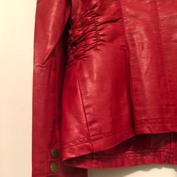 Jacket - Picture 8 of 8